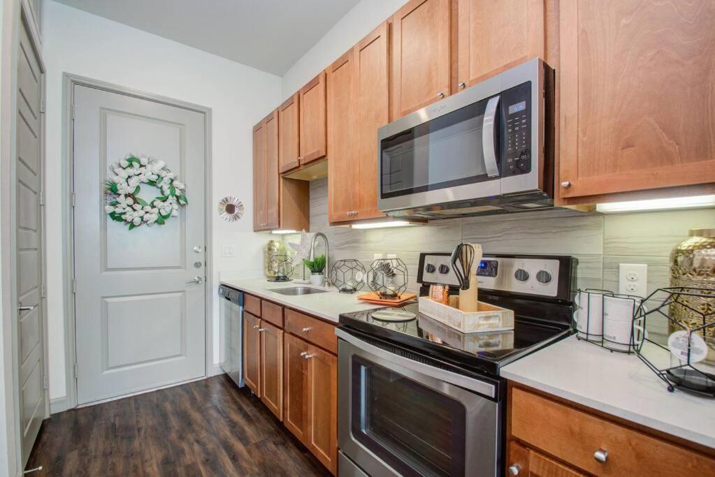 Best 5* Luxury Living Downtown Kingbed Suite Houston Esterno foto