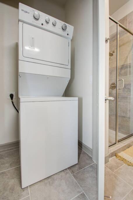 Best 5* Luxury Living Downtown Kingbed Suite Houston Esterno foto